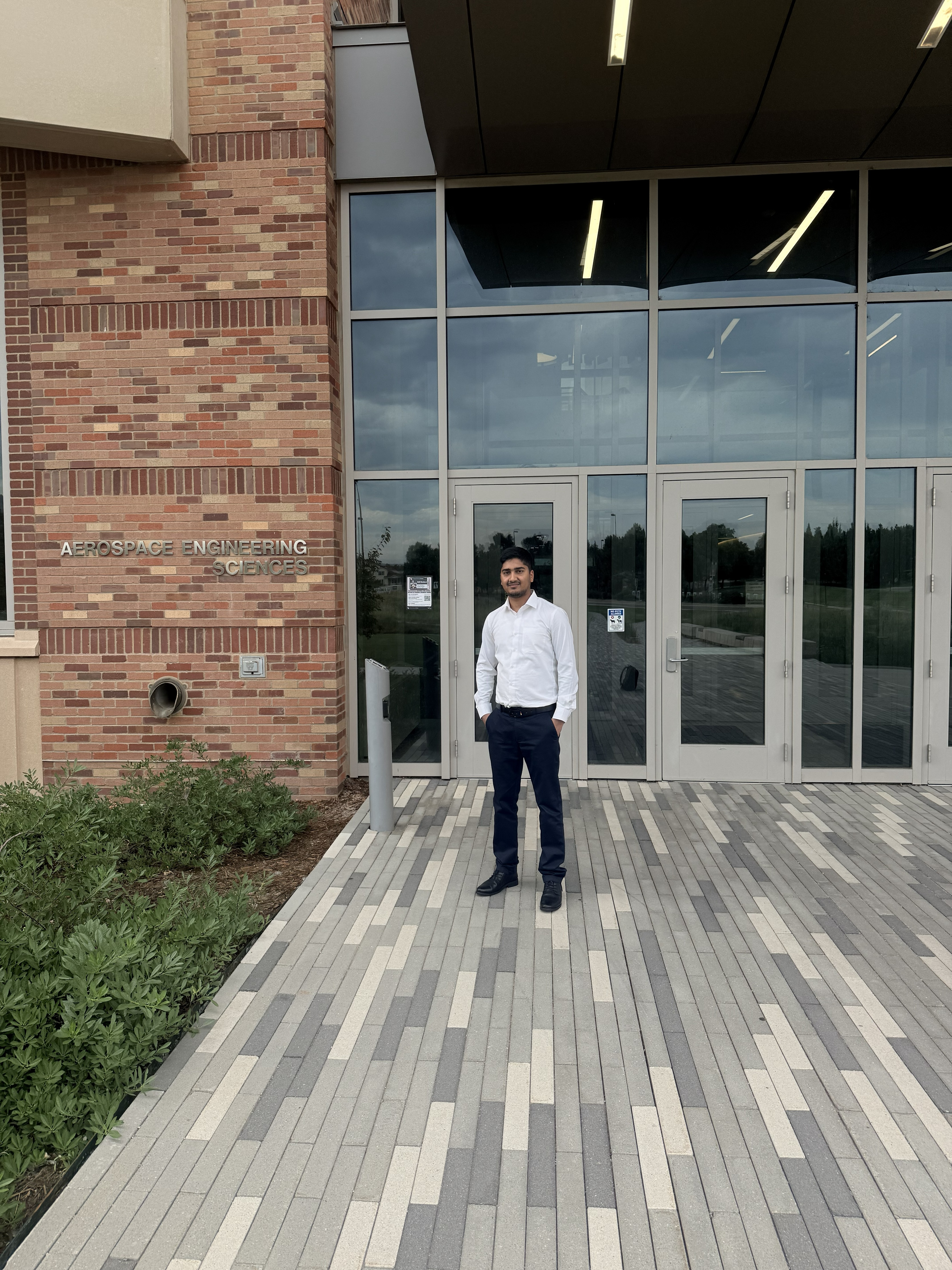 Presenting research at Rocky Mountain Fluid Symposium